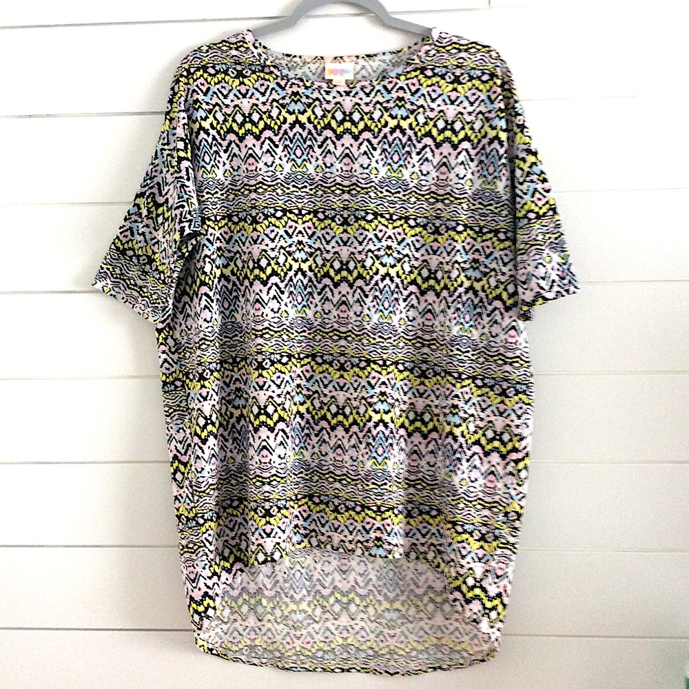 Lularoe top